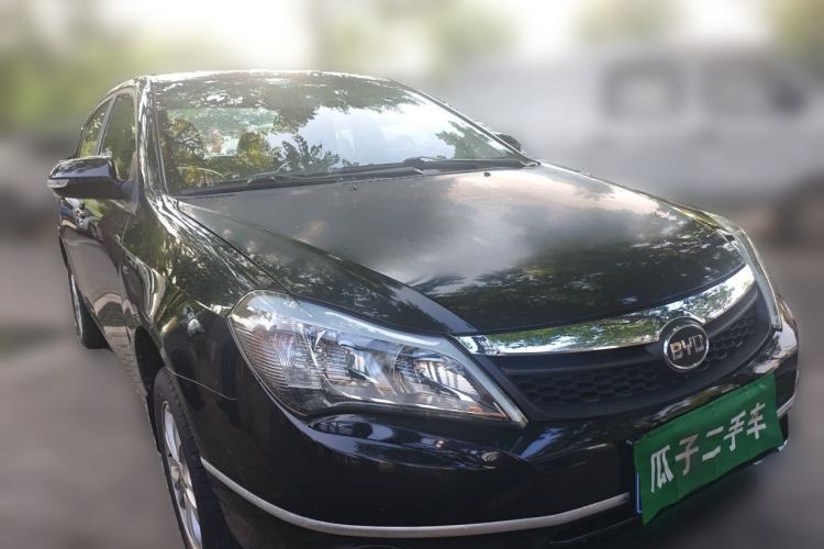 Used BYD F3 2015 Energy-Saving Edition 1.5L Manual Luxury Model Front Right 45 Deg