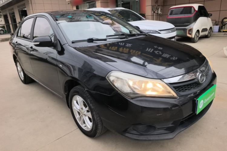 Used BYD F3 2015 Energy-Saving Edition 1.5L Manual Luxury Model Front Right 45 Deg