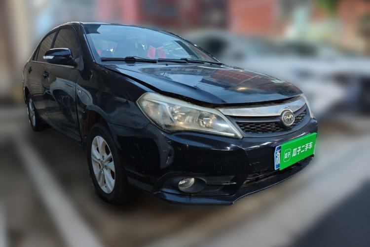 Used BYD F3 2015 Energy-Saving Edition 1.5L Manual Luxury Model Front Right 45 Deg