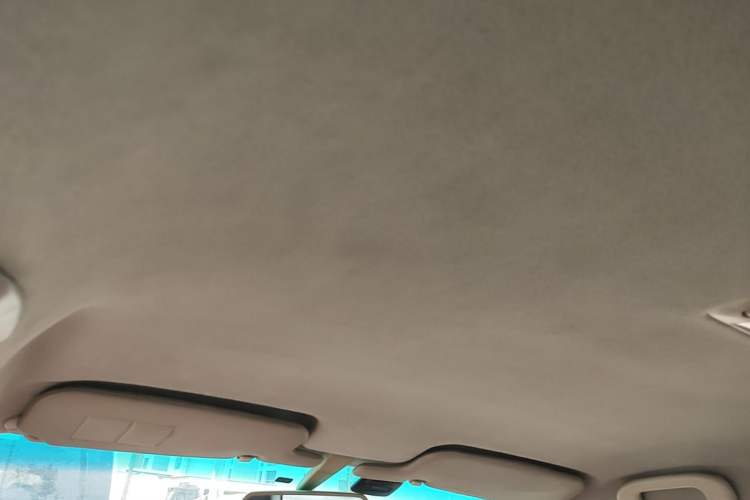 Used BYD F3 2015 Energy-Saving Edition 1.5L Manual Luxury Model Headliner