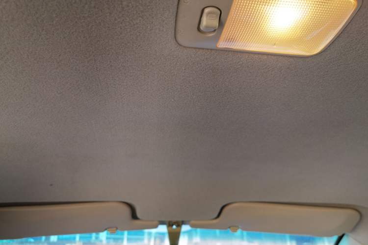 Used BYD F3 2015 Energy-Efficient Model 1.5L Manual Comfort Edition Headliner
