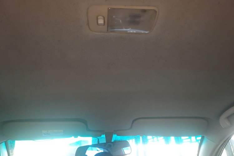 Used BYD F3 2015 Energy-Saving Edition 1.5L Manual Luxury Model Headliner