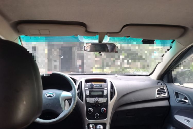 Used BYD F3 2015 Energy-Saving Edition 1.5L Manual Luxury Model Headliner