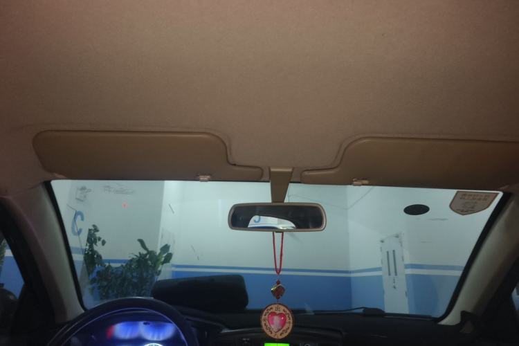 Used BYD F3 2015 Energy-Efficient Model 1.5L Manual Comfort Edition Headliner