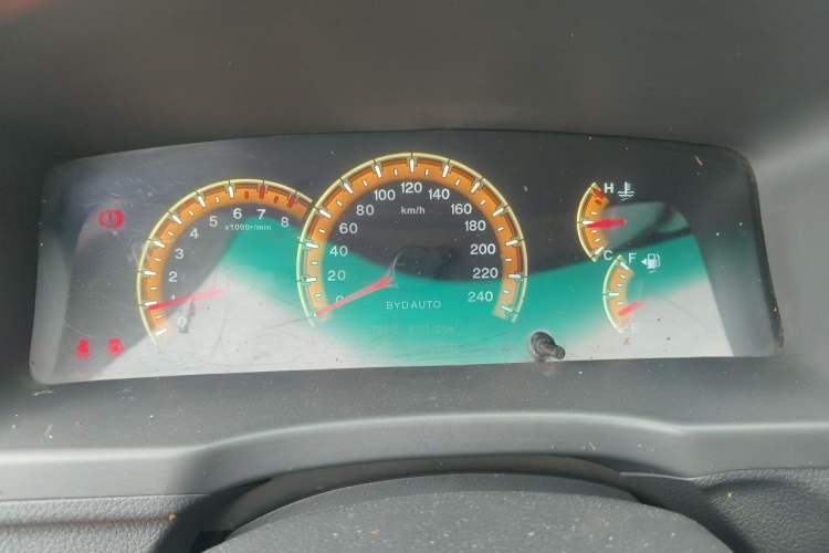 Used BYD F3 2015 Energy-Efficient Model 1.5L Manual Comfort Edition Instrument Cluster