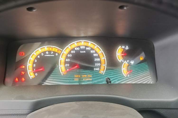 Used BYD F3 2015 Energy-Saving Edition 1.5L Manual Luxury Model Instrument Cluster