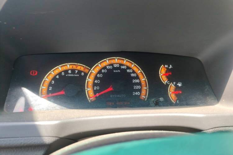 Used BYD F3 2015 Energy-Saving Edition 1.5L Manual Luxury Model Instrument Cluster