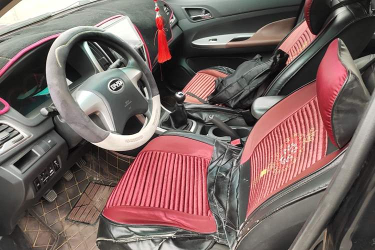 Used BYD F3 2015 Energy-Saving Edition 1.5L Manual Luxury Model Left Front Seat