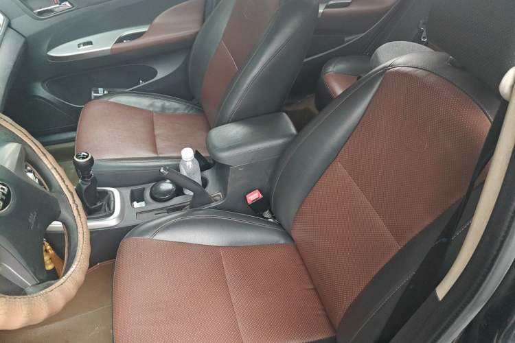 Used BYD F3 2015 Energy-Saving Edition 1.5L Manual Luxury Model Left Front Seat