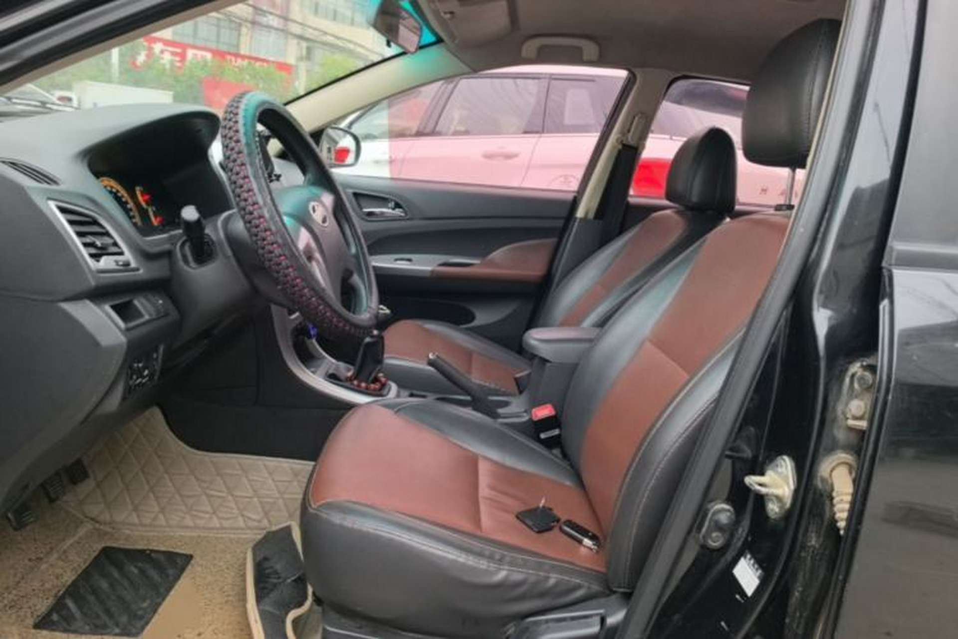 Used BYD F3 2015 Energy-Saving Edition 1.5L Manual Luxury Model Left Front Seat