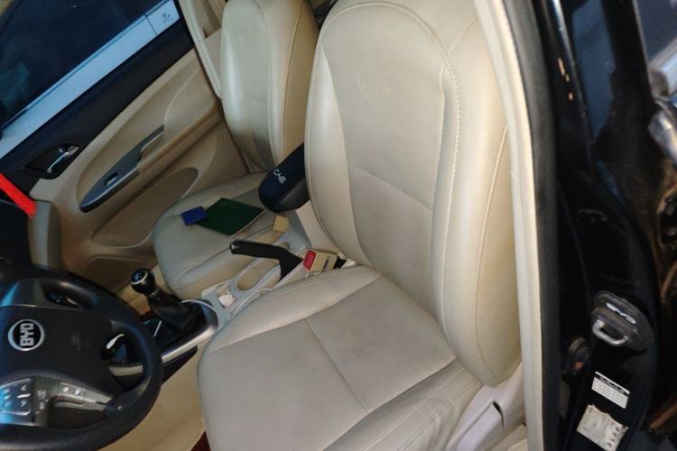Used BYD F3 2015 Energy-Saving Edition 1.5L Manual Luxury Model Left Front Seat