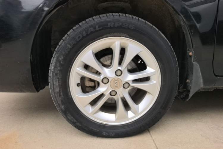 Used BYD F3 2015 Energy-Saving Edition 1.5L Manual Luxury Model Left Front Wheel Hub