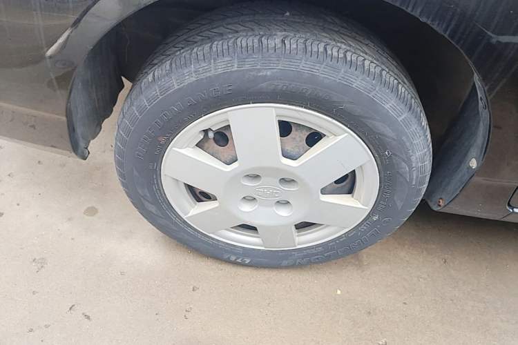 Used BYD F3 2015 Energy-Efficient Model 1.5L Manual Comfort Edition Left Front Wheel Hub