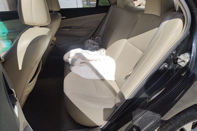 Used BYD F3 2015 Energy-Efficient Model 1.5L Manual Comfort Edition Left Rear Seat
