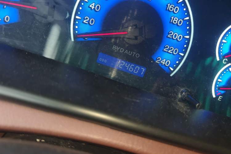 Used BYD F3 2015 Energy-Efficient Model 1.5L Manual Comfort Edition Odometer Close Up
