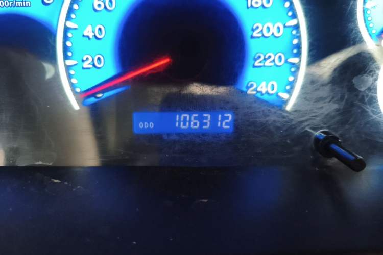 Used BYD F3 2015 Energy-Efficient Model 1.5L Manual Comfort Edition Odometer Close Up