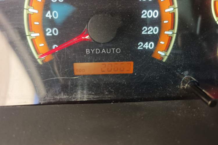 Used BYD F3 2015 Energy-Efficient Model 1.5L Manual Comfort Edition Odometer Close Up