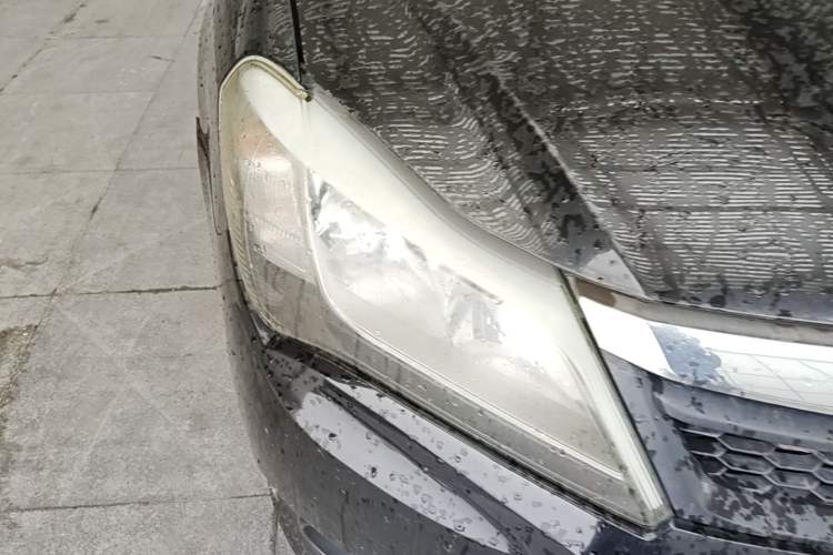 Used BYD F3 2015 Energy-Saving Edition 1.5L Manual Luxury Model Right Front Headlight