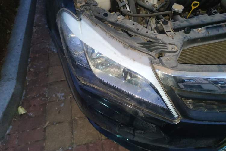 Used BYD F3 2015 Energy-Efficient Model 1.5L Manual Comfort Edition Right Front Headlight