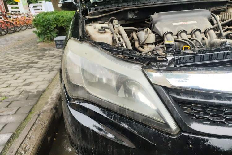 Used BYD F3 2015 Energy-Saving Edition 1.5L Manual Luxury Model Right Front Headlight