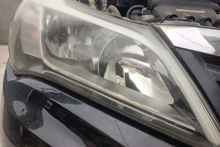 Used BYD F3 2015 Energy-Saving Edition 1.5L Manual Luxury Model Right Front Headlight