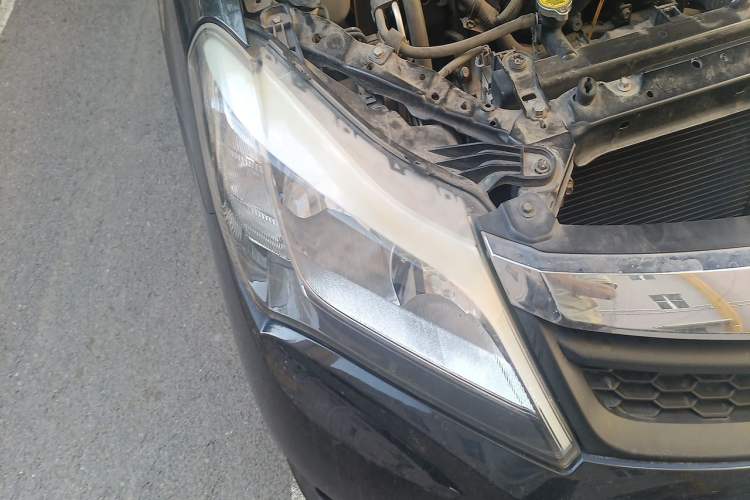 Used BYD F3 2015 Energy-Efficient Model 1.5L Manual Comfort Edition Right Front Headlight