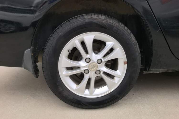 Used BYD F3 2015 Energy-Saving Edition 1.5L Manual Luxury Model Right Rear Wheel Hub