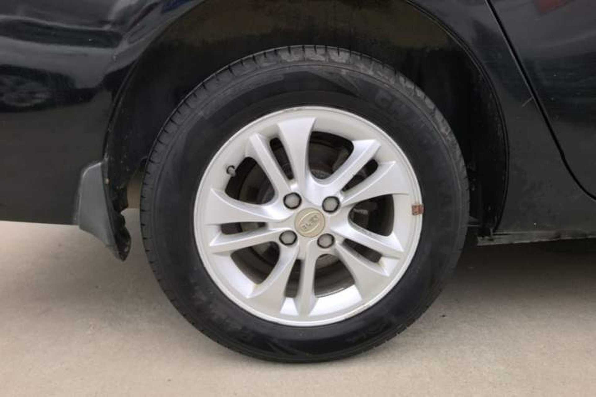 Used BYD F3 2015 Energy-Saving Edition 1.5L Manual Luxury Model Right Rear Wheel Hub