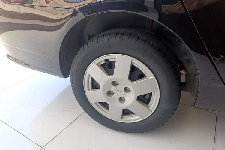Used BYD F3 2015 Energy-Efficient Model 1.5L Manual Comfort Edition Right Rear Wheel Hub