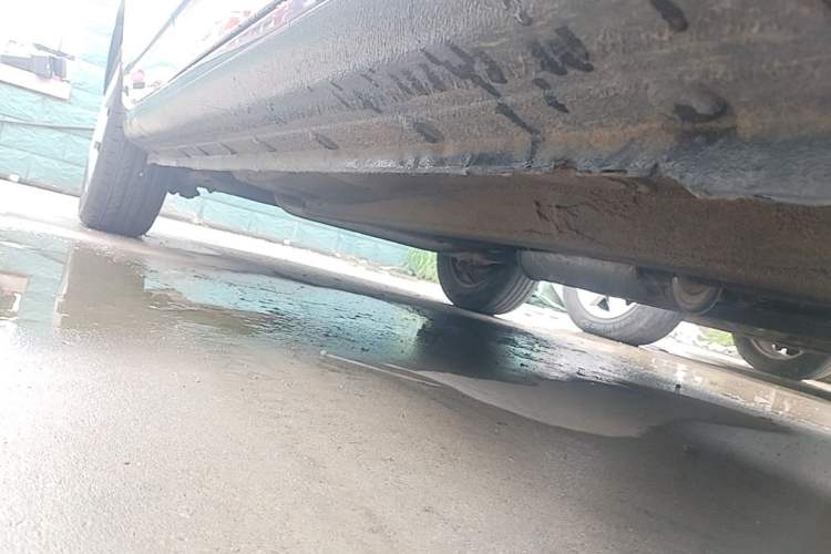Used BYD F3 2015 Energy-Efficient Model 1.5L Manual Comfort Edition Right Side Sill