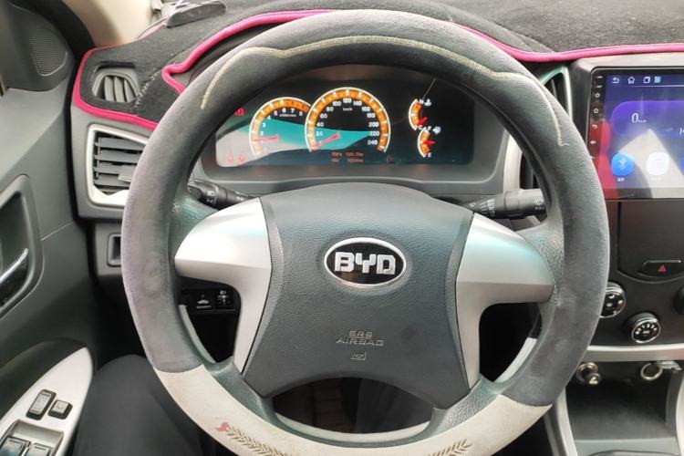Used BYD F3 2015 Energy-Saving Edition 1.5L Manual Luxury Model Steering Wheel