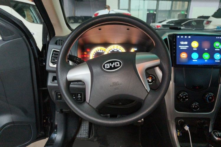 Used BYD F3 2015 Energy-Saving Edition 1.5L Manual Luxury Model Steering Wheel