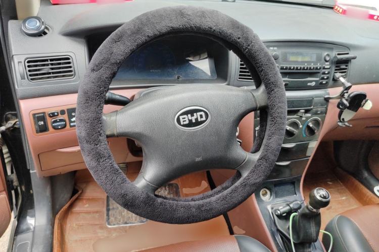 Used BYD F3 2015 Energy-Efficient Model 1.5L Manual Comfort Edition Steering Wheel