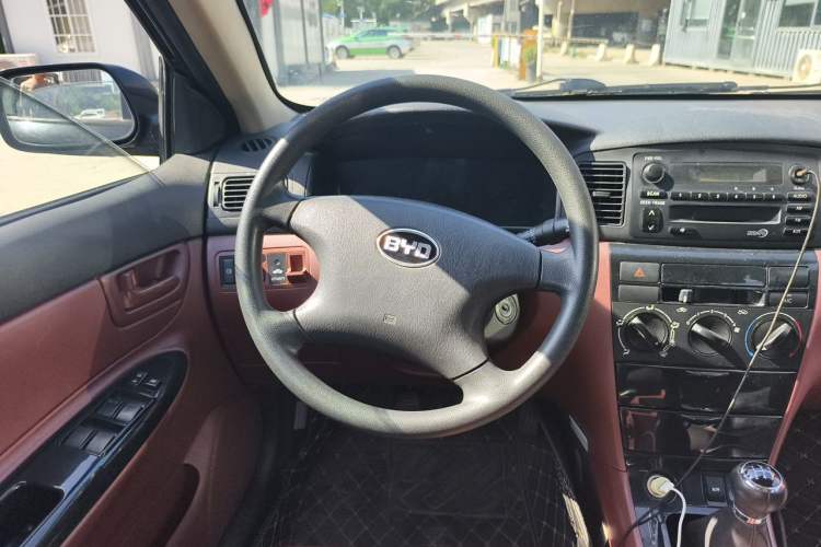 Used BYD F3 2015 Energy-Efficient Model 1.5L Manual Comfort Edition Steering Wheel