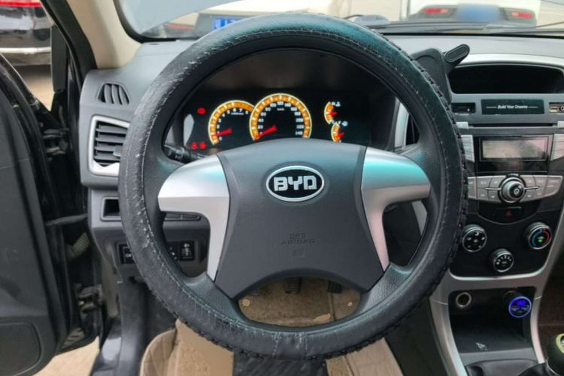 Used BYD F3 2015 Energy-Saving Edition 1.5L Manual Luxury Model Steering Wheel