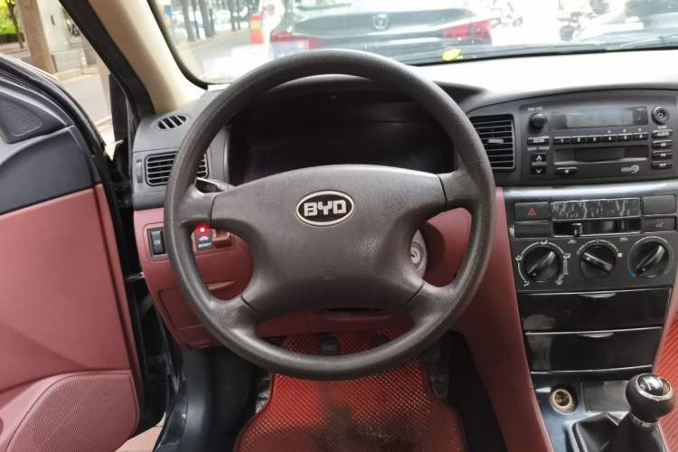 Used BYD F3 2015 Energy-Efficient Model 1.5L Manual Comfort Edition Steering Wheel