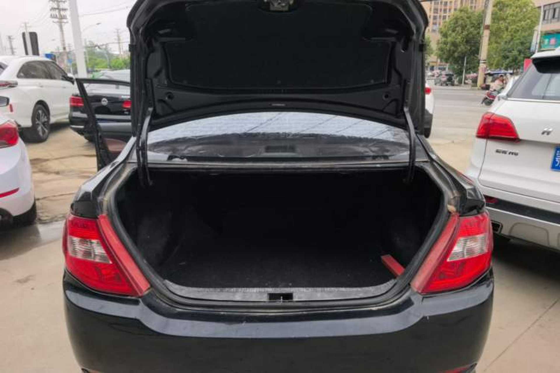 Used BYD F3 2015 Energy-Saving Edition 1.5L Manual Luxury Model Trunk