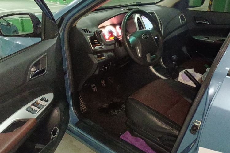 Used BYD F3 2015 Energy-Efficient Model 1.5L Manual Comfort Edition Driver Seat