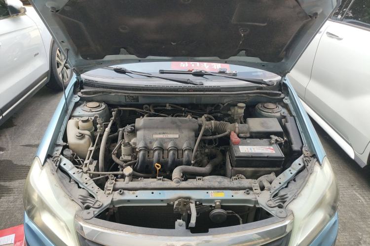 Used BYD F3 2015 Energy-Saving Edition 1.5L Manual Luxury Model Engine Bay