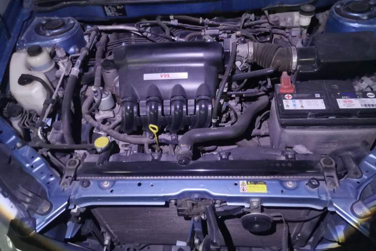 Used BYD F3 2015 Energy-Saving Edition 1.5L Manual Luxury Model Engine Bay