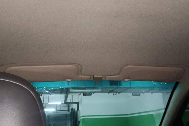 Used BYD F3 2015 Energy-Efficient Model 1.5L Manual Comfort Edition Headliner