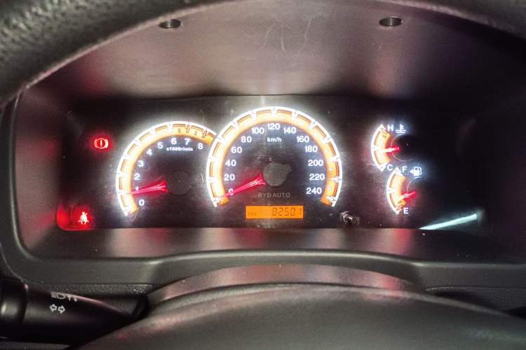 Used BYD F3 2015 Energy-Efficient Model 1.5L Manual Comfort Edition Instrument Cluster