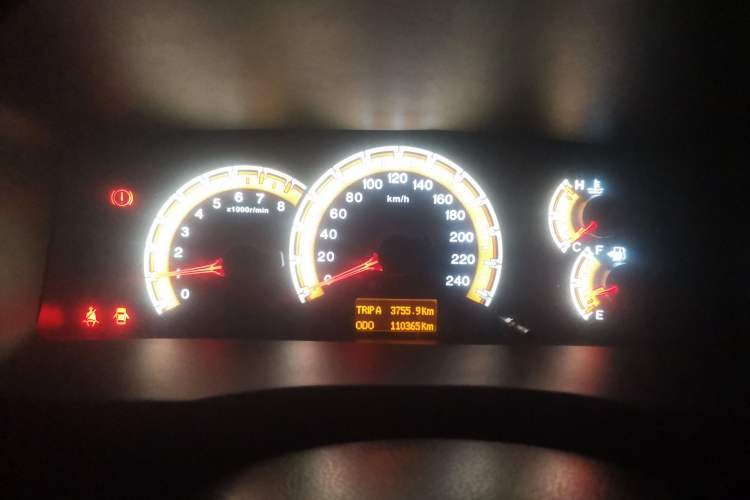Used BYD F3 2015 Energy-Saving Edition 1.5L Manual Luxury Model Instrument Cluster
