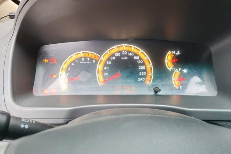 Used BYD F3 2015 Energy-Saving Edition 1.5L Manual Luxury Model Instrument Cluster