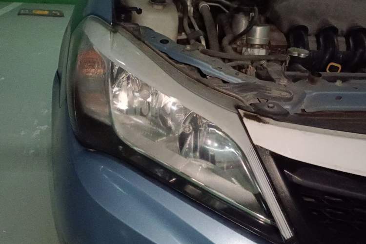 Used BYD F3 2015 Energy-Efficient Model 1.5L Manual Comfort Edition Right Front Headlight
