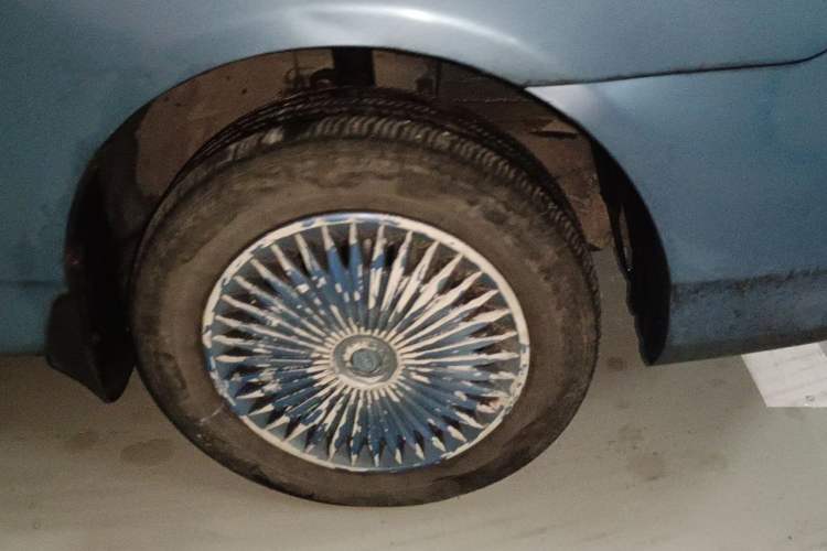 Used BYD F3 2015 Energy-Efficient Model 1.5L Manual Comfort Edition Right Front Wheel Hub