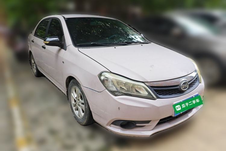 Used BYD F3 2015 Energy-Saving Edition 1.5L Manual Luxury Model Front Right 45 Deg
