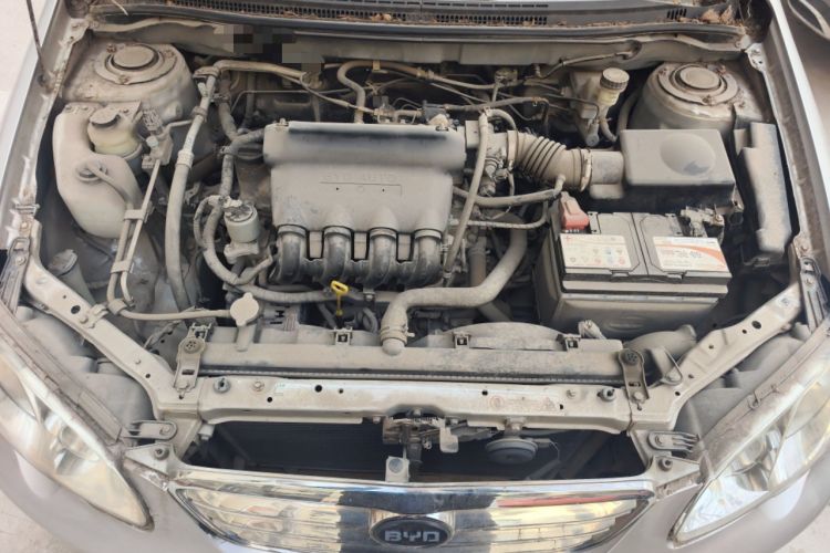 Used BYD F3 2015 Energy-Efficient Model 1.5L Manual Comfort Edition Engine Bay