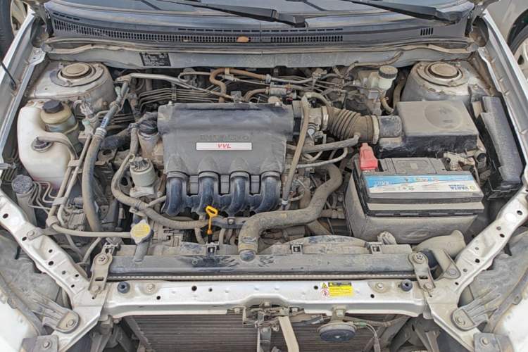 Used BYD F3 2015 Energy-Efficient Model 1.5L Manual Comfort Edition Engine Bay