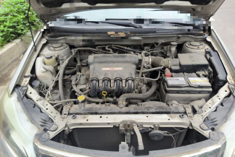 Used BYD F3 2015 Energy-Efficient Model 1.5L Manual Comfort Edition Engine Bay